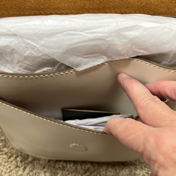 FRYE Harness Small Saddle Crossbod Purse HandBag Off White DB486 - Picture 4 of 7